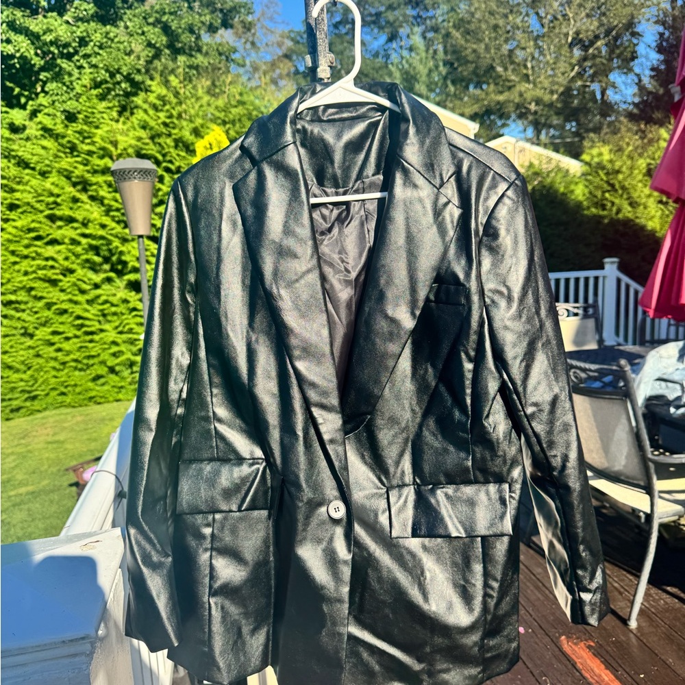 Amazon Shiny Black Leather Blazer